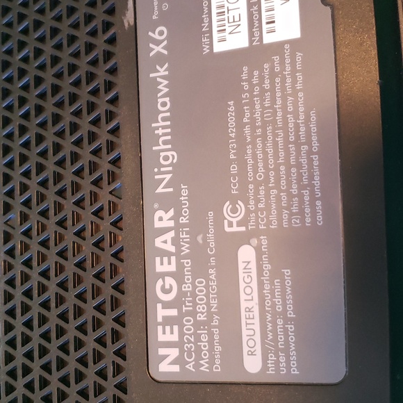 Netgear Nighthawk X6 AC3200 Tri-Band WiFi Router Model R8000 - Picture 5 of 6